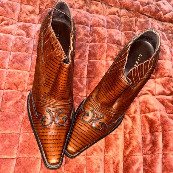 Vintage Gianni Bini shoes - Picture 1 of 1